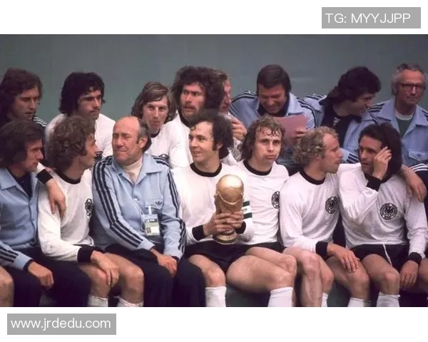 拜仁慕尼黑与德国国家队的精彩对决回顾与分析